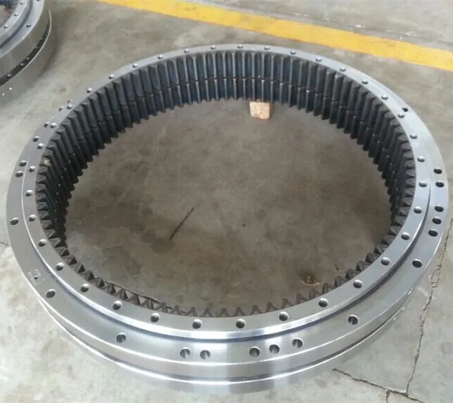ZX670 Swing Bearing - Durable & Reliable Excavator Gear