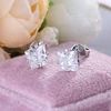 18k yellow gold lab diamond earring