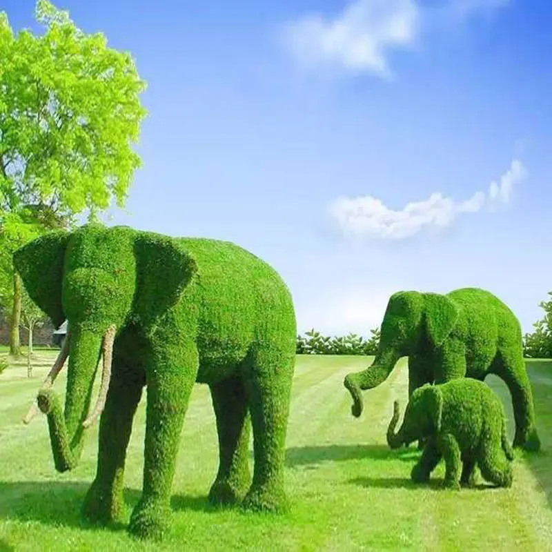Factory Hand Make Green Outdoor Artificial Animal Grass Topiary Bear