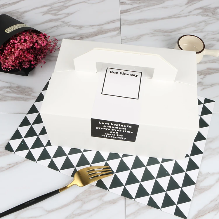Wholesale high quality white custom luxury paper gift packaging small cardboard paper wedding cake box