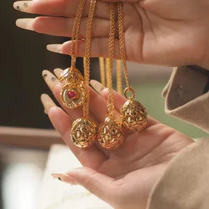 Vintage Fashion Elegant Small Pendant Necklace Openable Easter Egg Love Zircon High Color Value Clavicle Chain Trendy Geometric