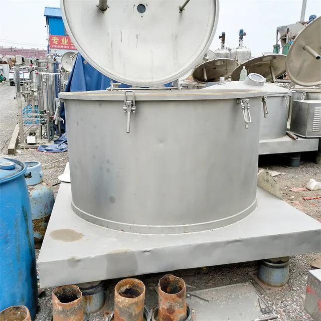 Stainless steel flat-disc centrifuge for solvent separation, solid-liquid separation and crystal purification
