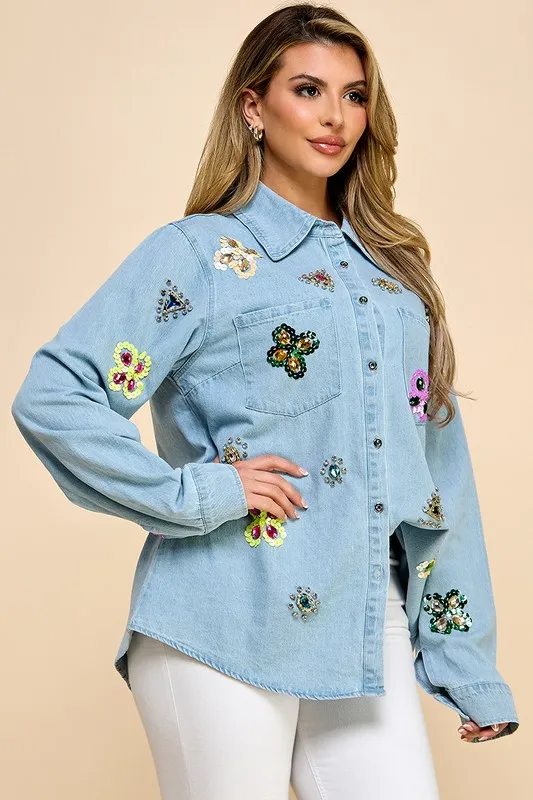 A Long-sleeved Denim Shirt With Lady
