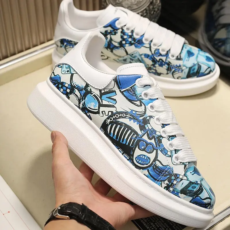 New 2023 white Graffiti Oversized mens brand casual sneakers genuine leather queen women luxury original quality designer shoes