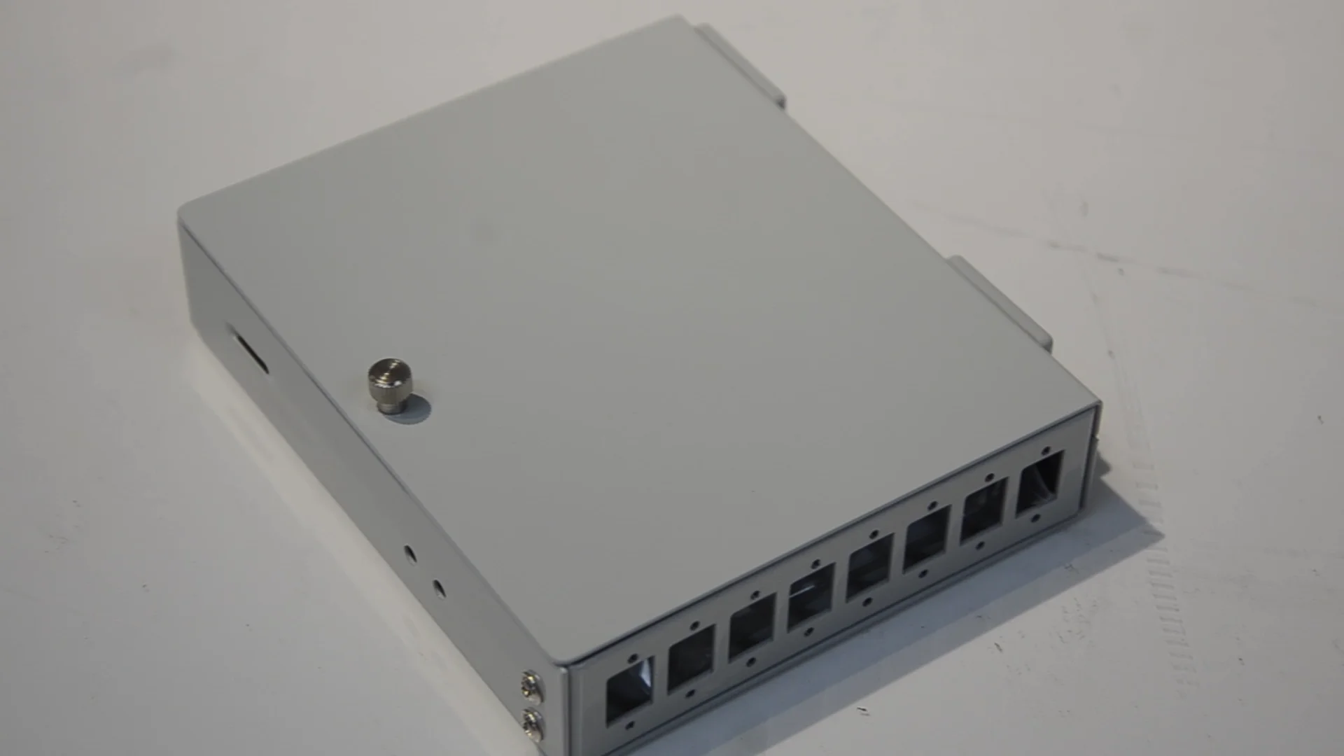 Odn Ftth 8 Port Fiber Optic Box Metal Fiber Optic Distribution Box For