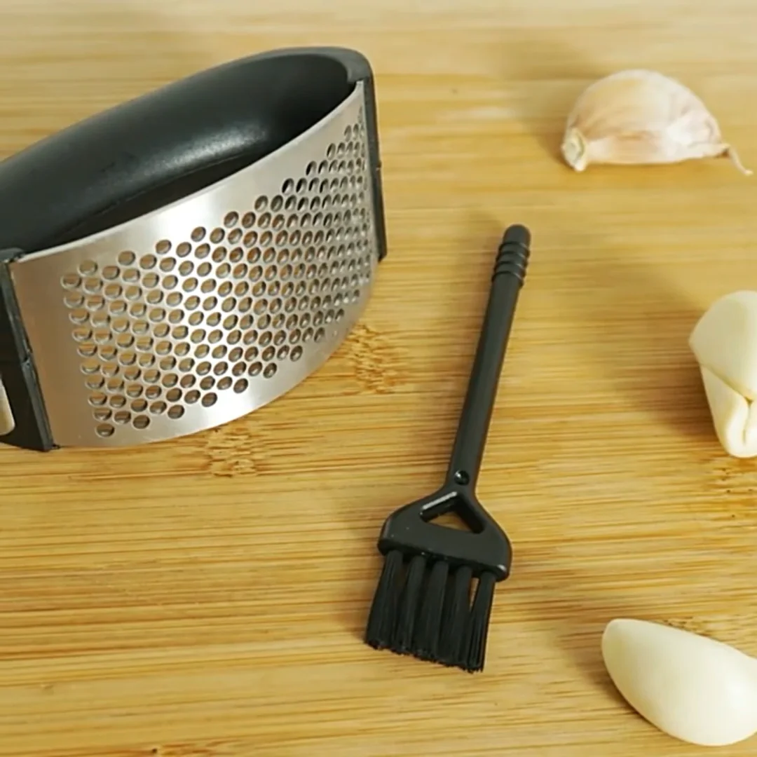 Stainless Steel Garlic Press Manual Garlic Mincer Chopping Garlic Tools