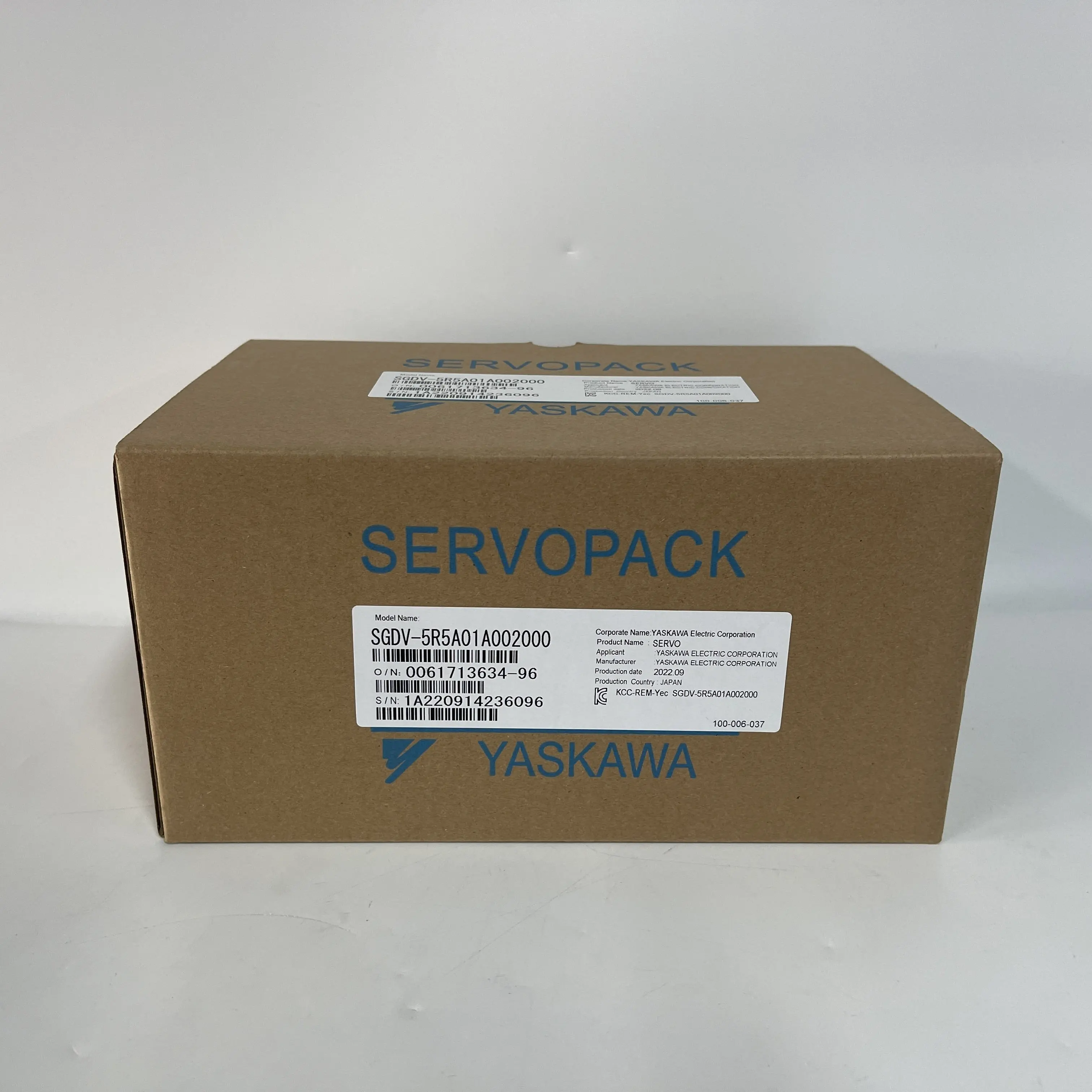 YASKAWA SERVOPACK AC Servo Amplifier SGDV-5R5A01A002000 YASKAWA SERVOPACK AC Servo Amplifier SGDV-5R5A01A002000