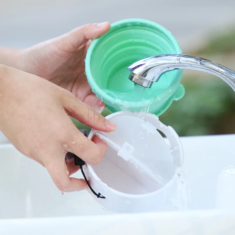 New Design 3 in 1 Poop Bag Holder Dispenser Drinking Cup Walking Bowls Feeder Portable Pet Water Bottle With Food Container