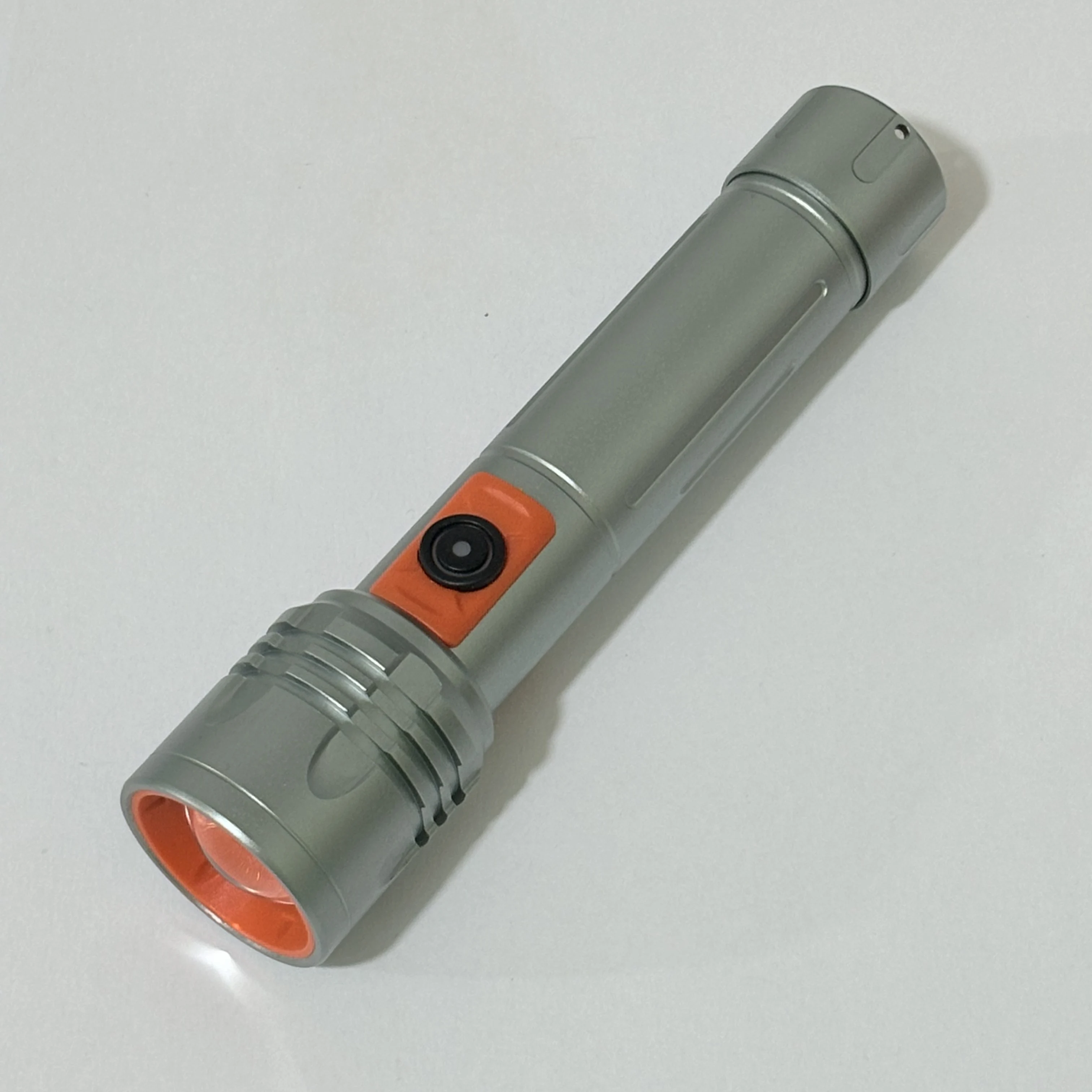Outdoor Camping Multifunctional LED Light Zoom Flashlight IP55 Charging LED Atmosphere Camping Light