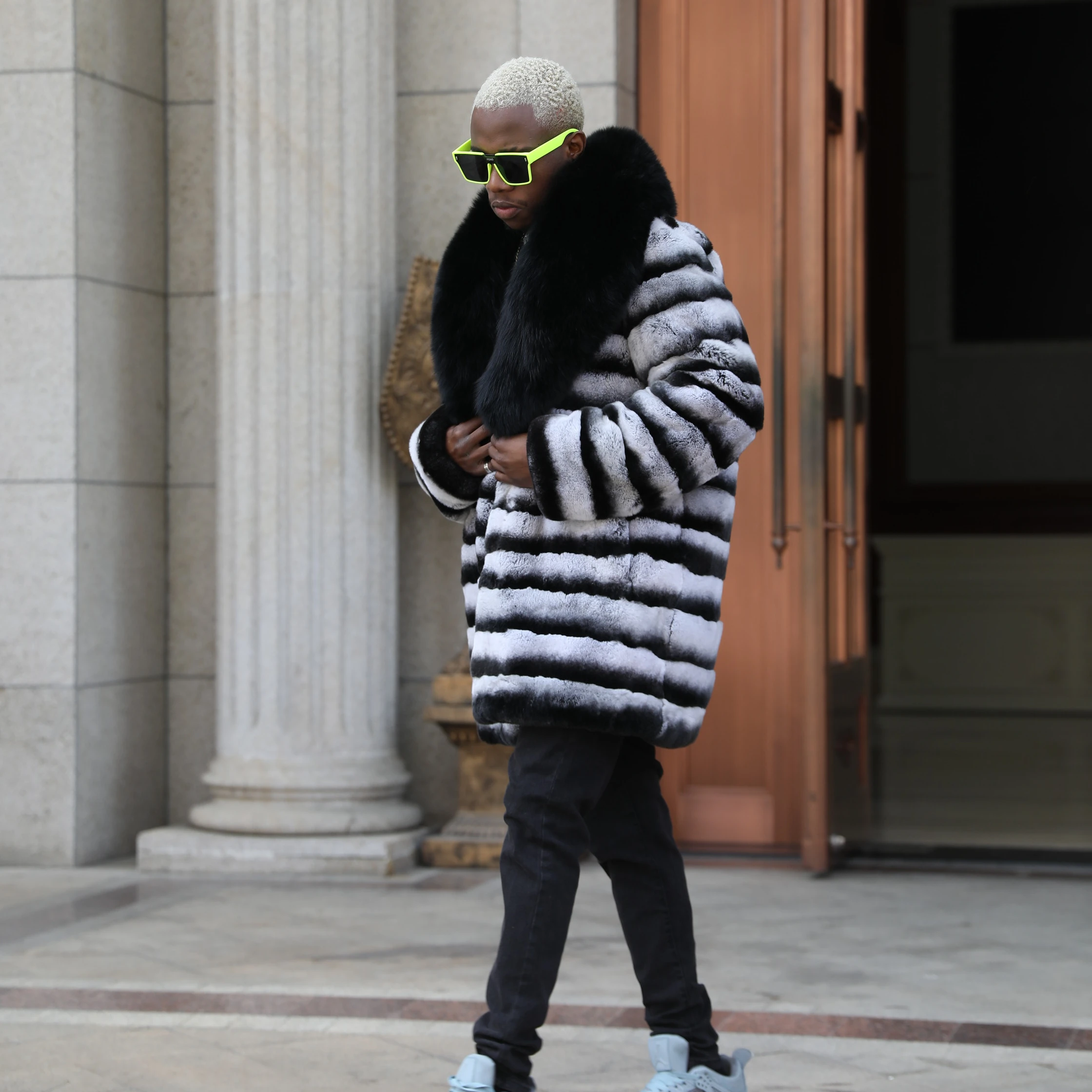 Janefur Fabulous Chinchilla Fur Coats Oversize Jacket With Fox Fur Collar  Men Rabbit Fur Coat