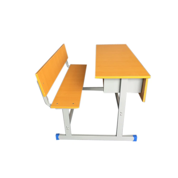 Скамейка для двух человек, школьный стол и стул