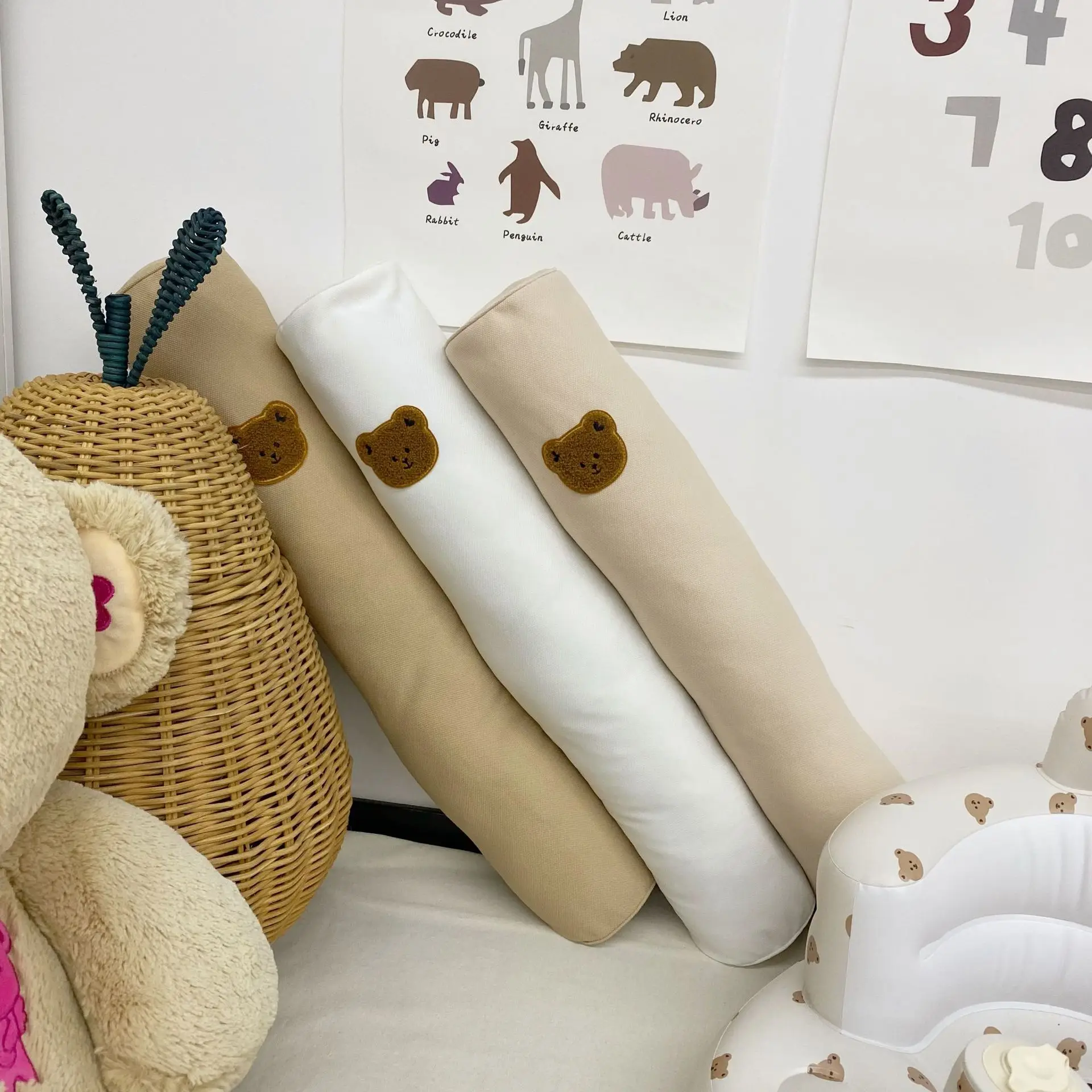 New Arrival Cute 3d Moon Shaped Cotton Newborn Infant Pillow Baby Throw