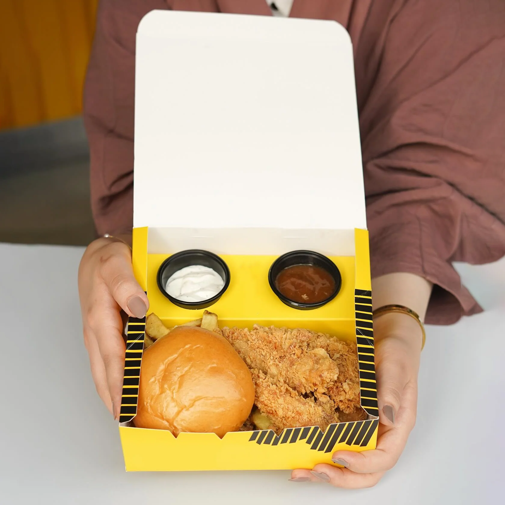 Biodegradable Fast Food Packaging - Sustainable & Customizable