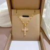 Colgante de cobre con cadena de acero titanio F134