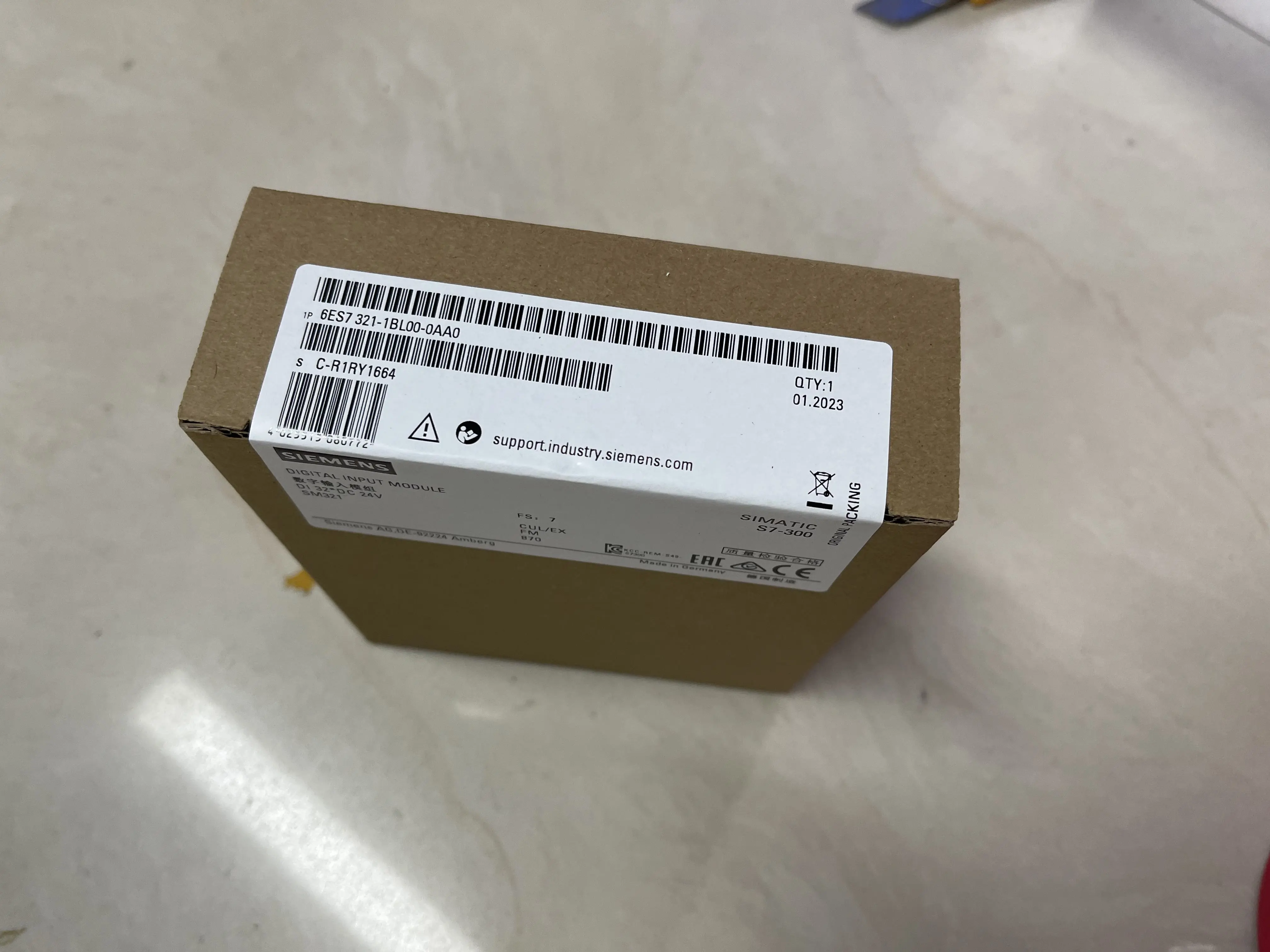 Siemens Digital Input Module 6ES7321-1BL00-0AA0 SIMATIC S7-300 Siemens Digital Input Module 6ES7321-1BL00-0AA0 SIMATIC S7-300