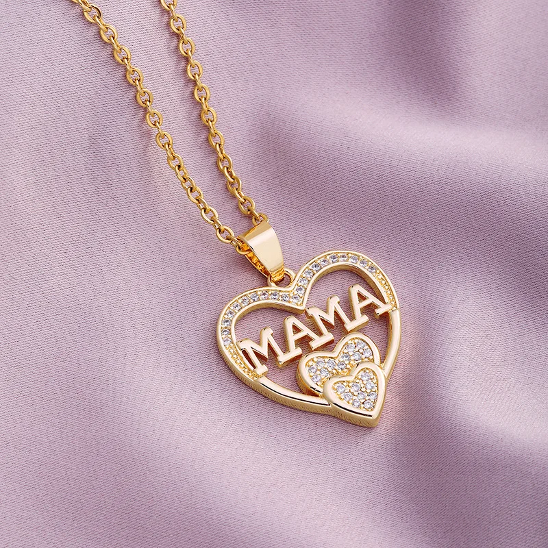 MOM Necklace