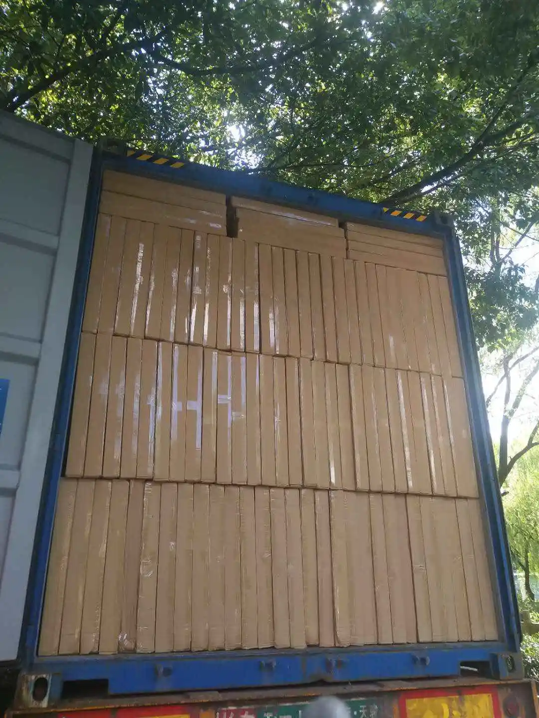 Square 6ft 180cm Hdpe Plastic Folding Table With Powdercoated Steel