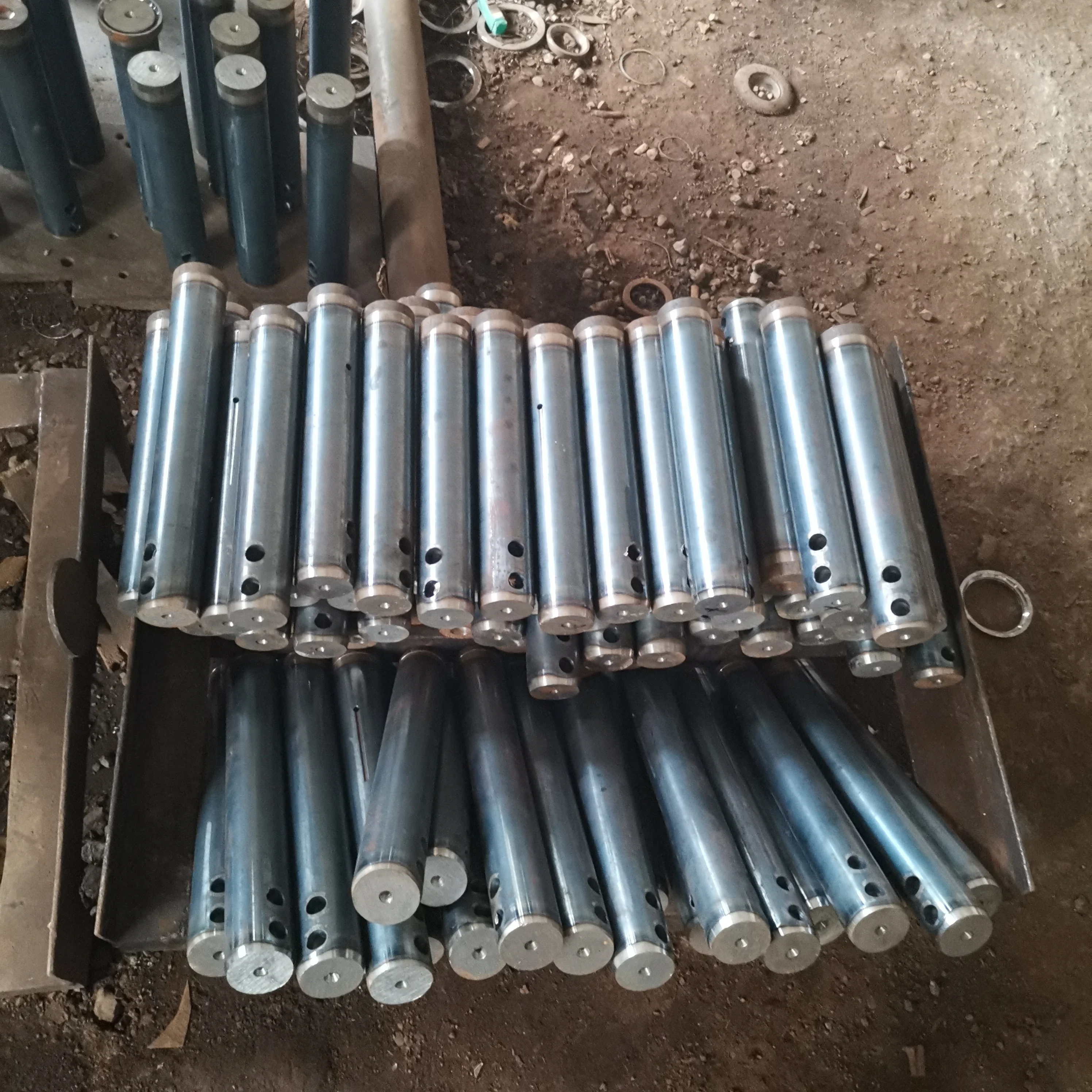 Pc200 Pc300 Ex200 Heavy Equipment Hardened Bucket Pins and Bushings for Wheel Loader Backhoe Track Excavator