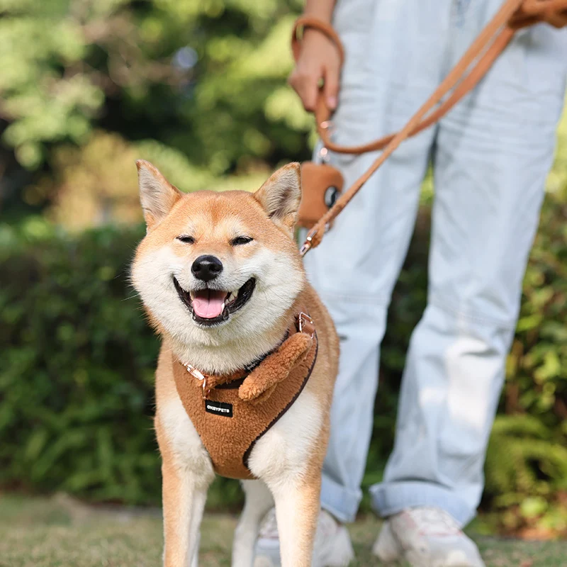 Wholesale Custom Sherpa Pet Accessories Dog Collar Outdoor Portable Durable Lamb Fleece Luxury