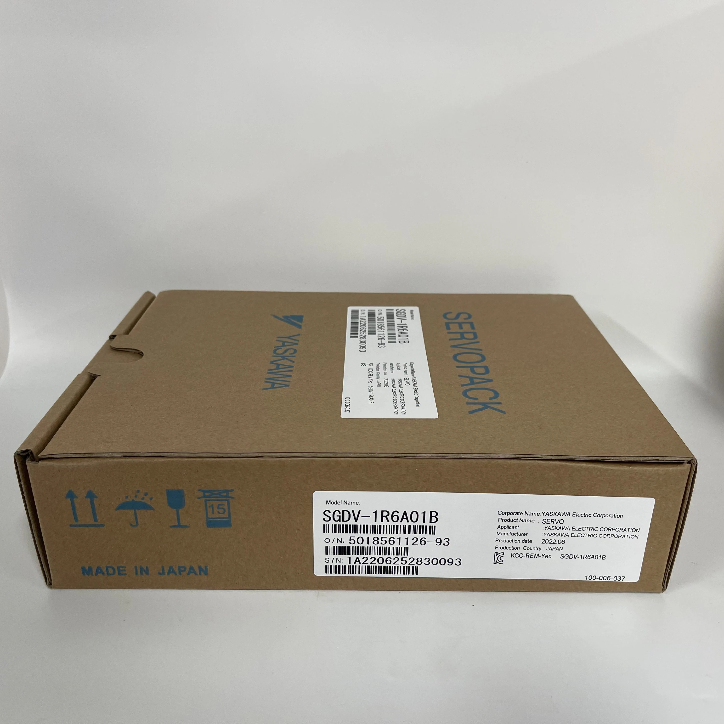 Yaskawa AC Servo Amplifier SGDV-1R6A01B