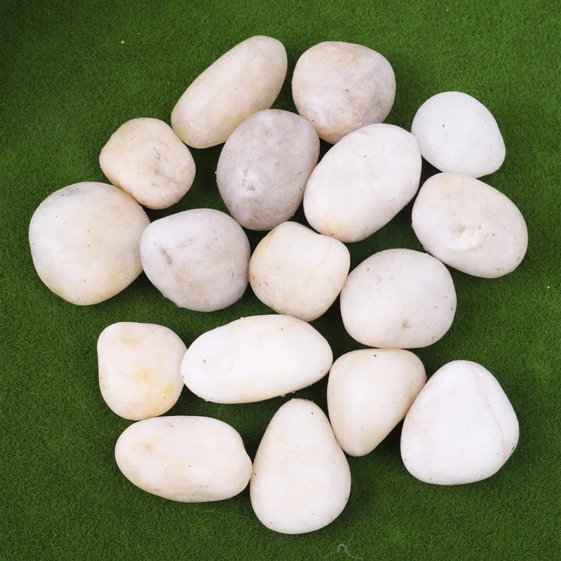 白く 丸い石 歩道用の天然丸い石素材の石畳と小石の白い小石| Alibaba.com