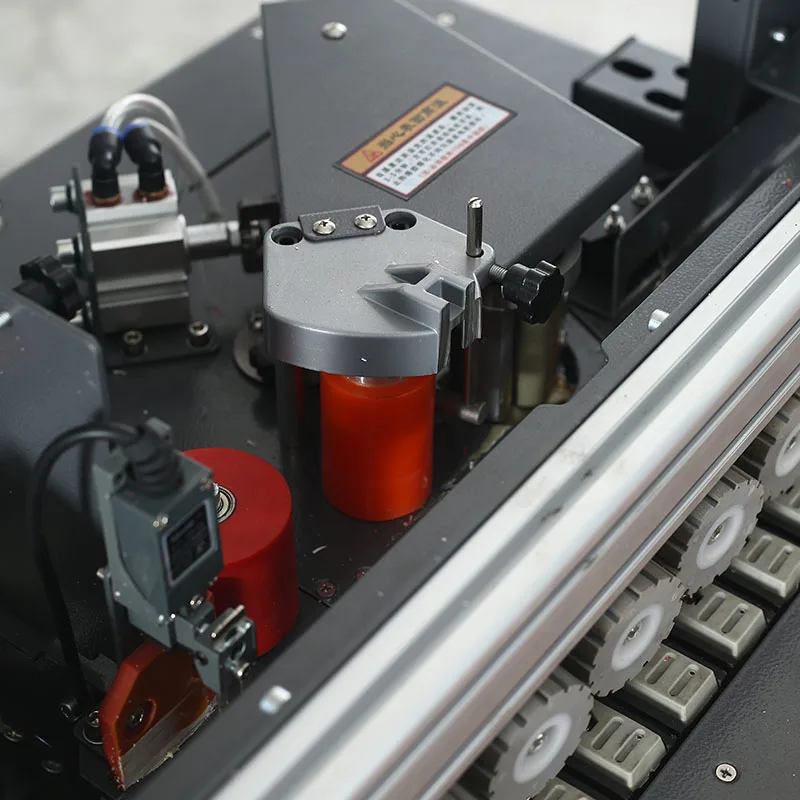 New Design Automatic Edge Banding Machine Plywood Mdf Edge Bander