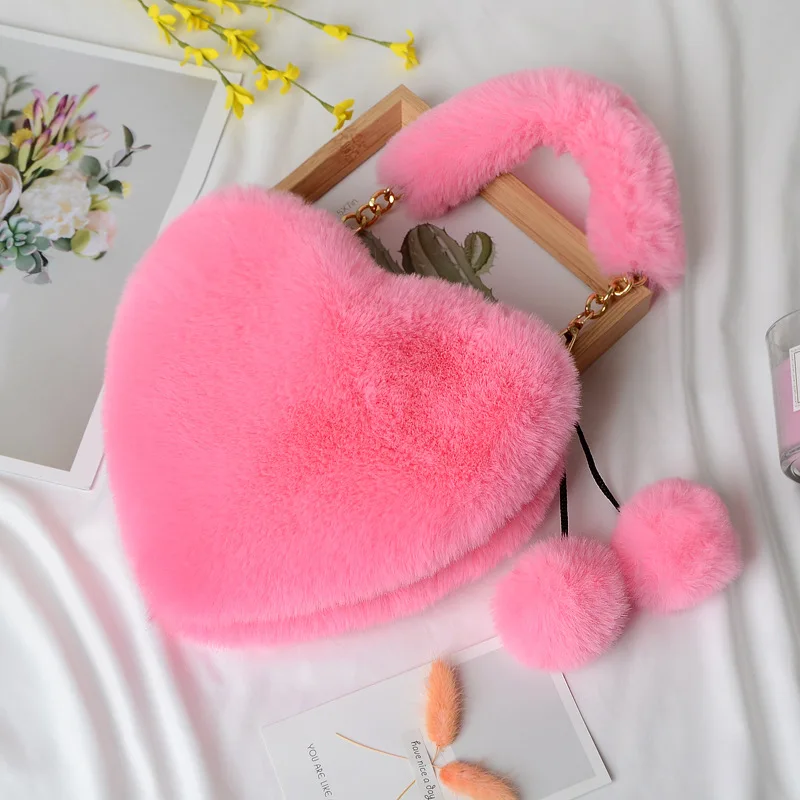 Heart Shaped Faux Fur Crossbody Bag in Pink - Il Gufo