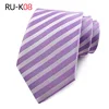 Rayas diagonales moradas