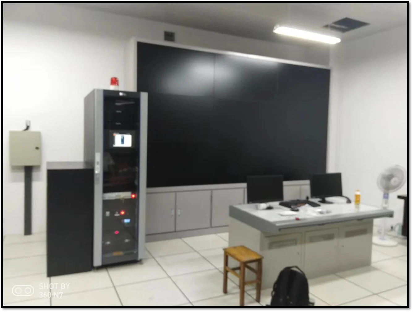 42U Server Rack Cold Aisle Containment System Modular Data Center With LED Light