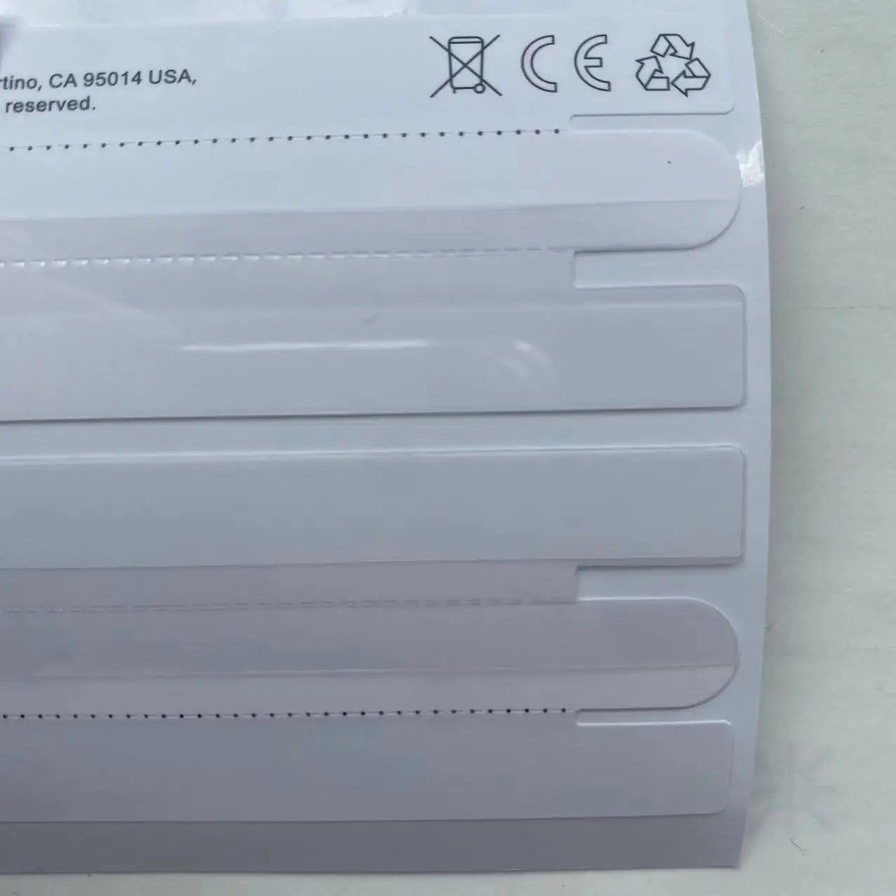 Wholesale Sealing Label Back Sticker Custom Package Box Sticker for Iphone Box Seal 12 13 14 Promax