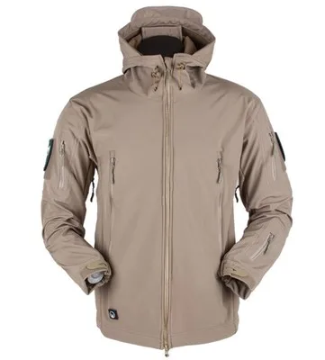 Custom Outdoor Windproof Waterproof Softshell Hiking Hunting Riding Crop Vintage Windbreaker Jacket for Men_voghion.com
