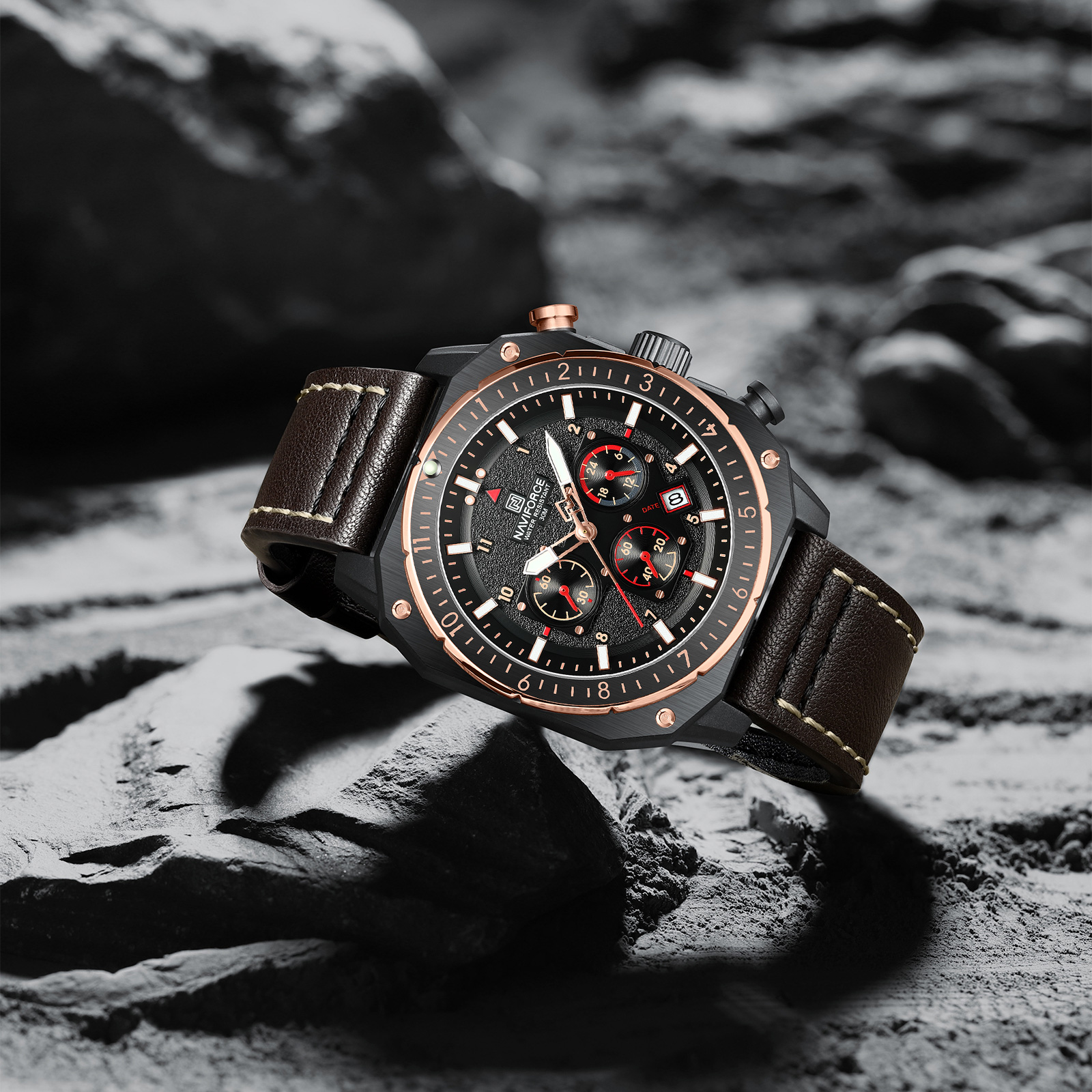 NAVIFORCE Brand High Quality Men Watch Leather Strap Waterproof Male Quartz Wrist watch Sport Clock Relogio Masculino 8057