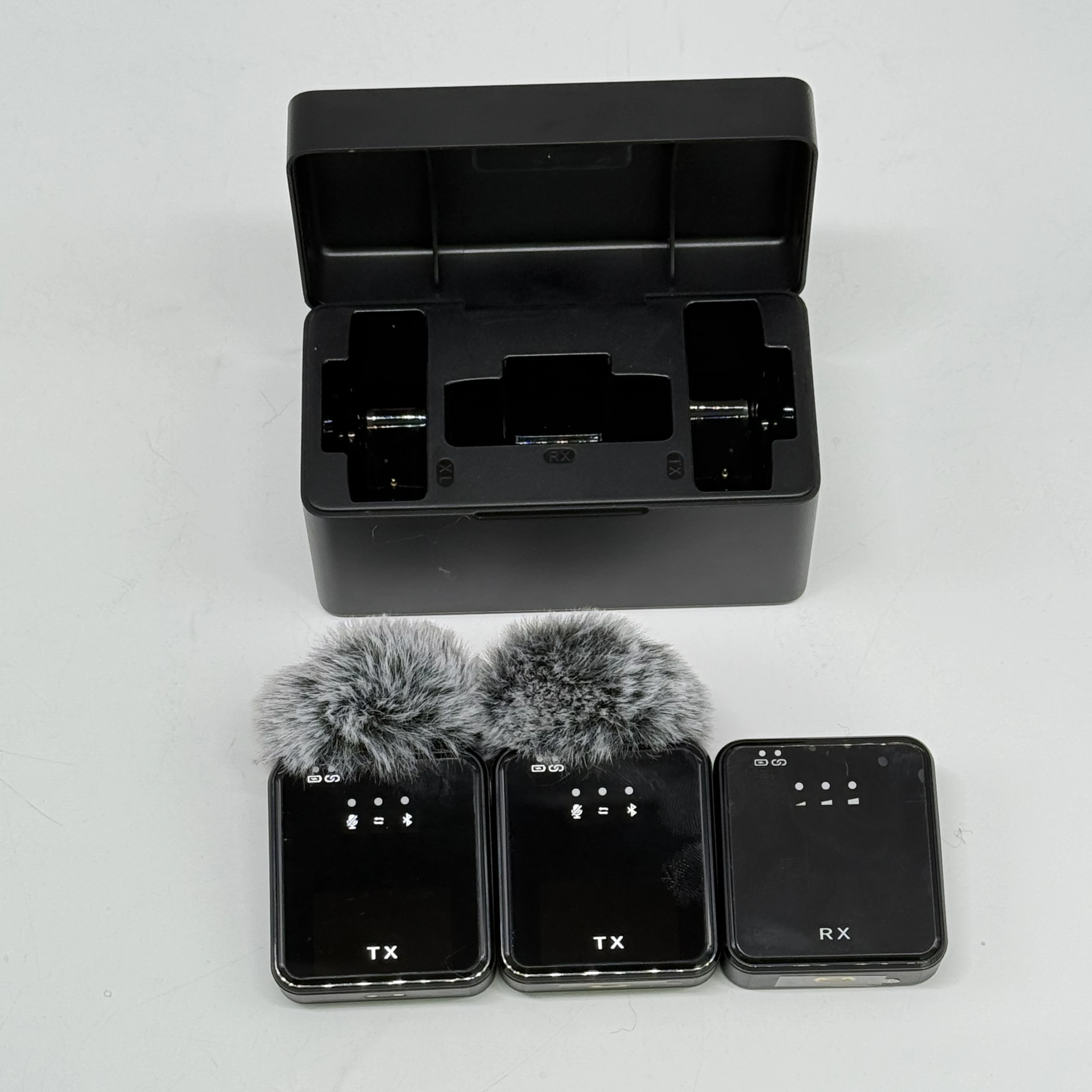 SX63 Wireless Lavalier Mic for iPhone - Portable Noise Cancelling