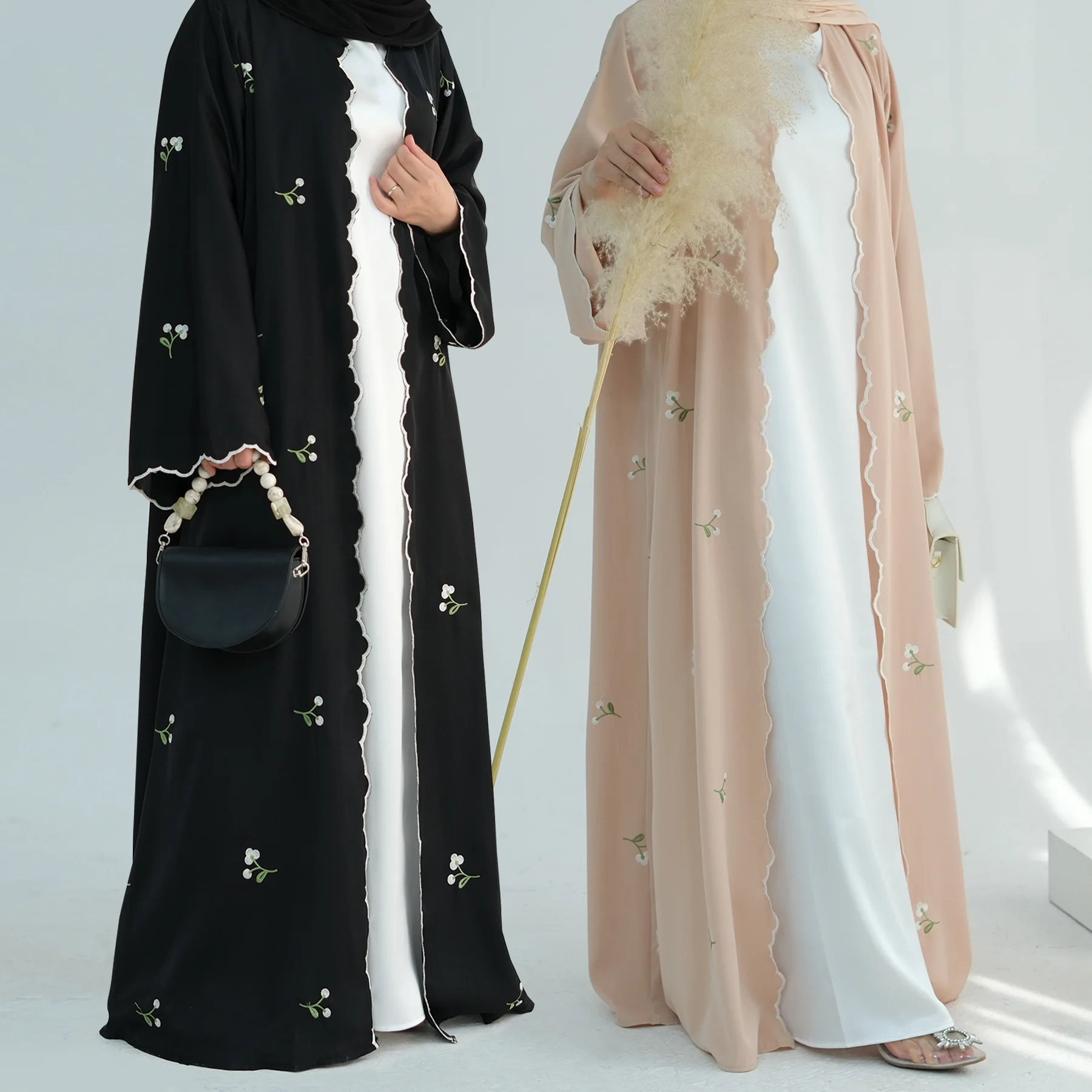 2024 Latest Design Elegant Flower Embroidery Front Open Abaya Dubai Turkey Middle East Muslim Abaya Sexy Dress Breathable Robe