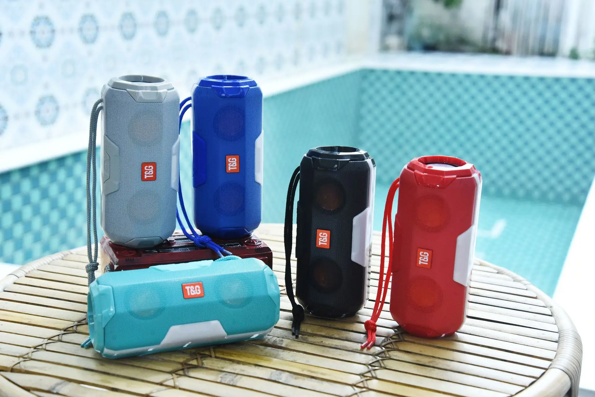TG143 parlante portatil sound box Wireless loudspeaker mini Subwoofer Portable boombox Outdoor Blue tooth Speaker with light