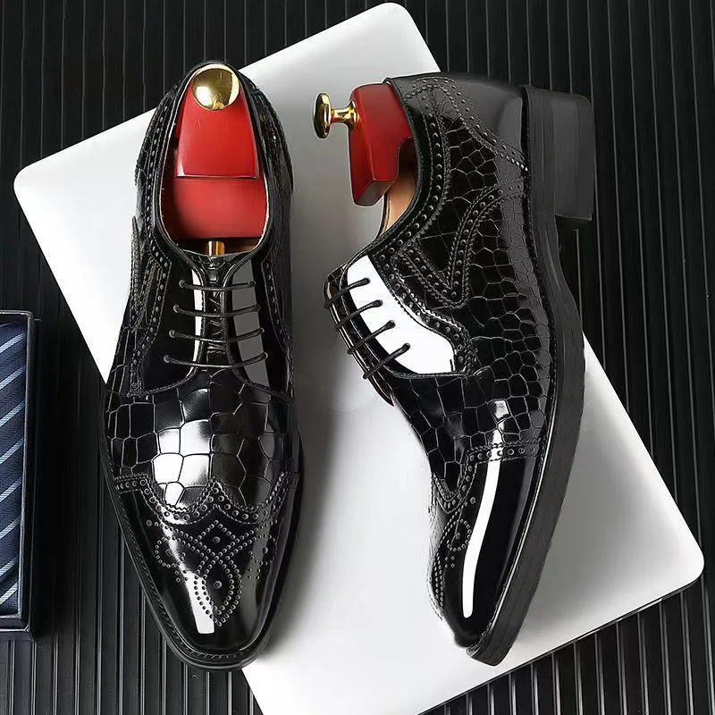 Plus Size PU Leather square Toe Male Officials Shoe Formal Brogue Carved Oxford Men's Dress Shoes