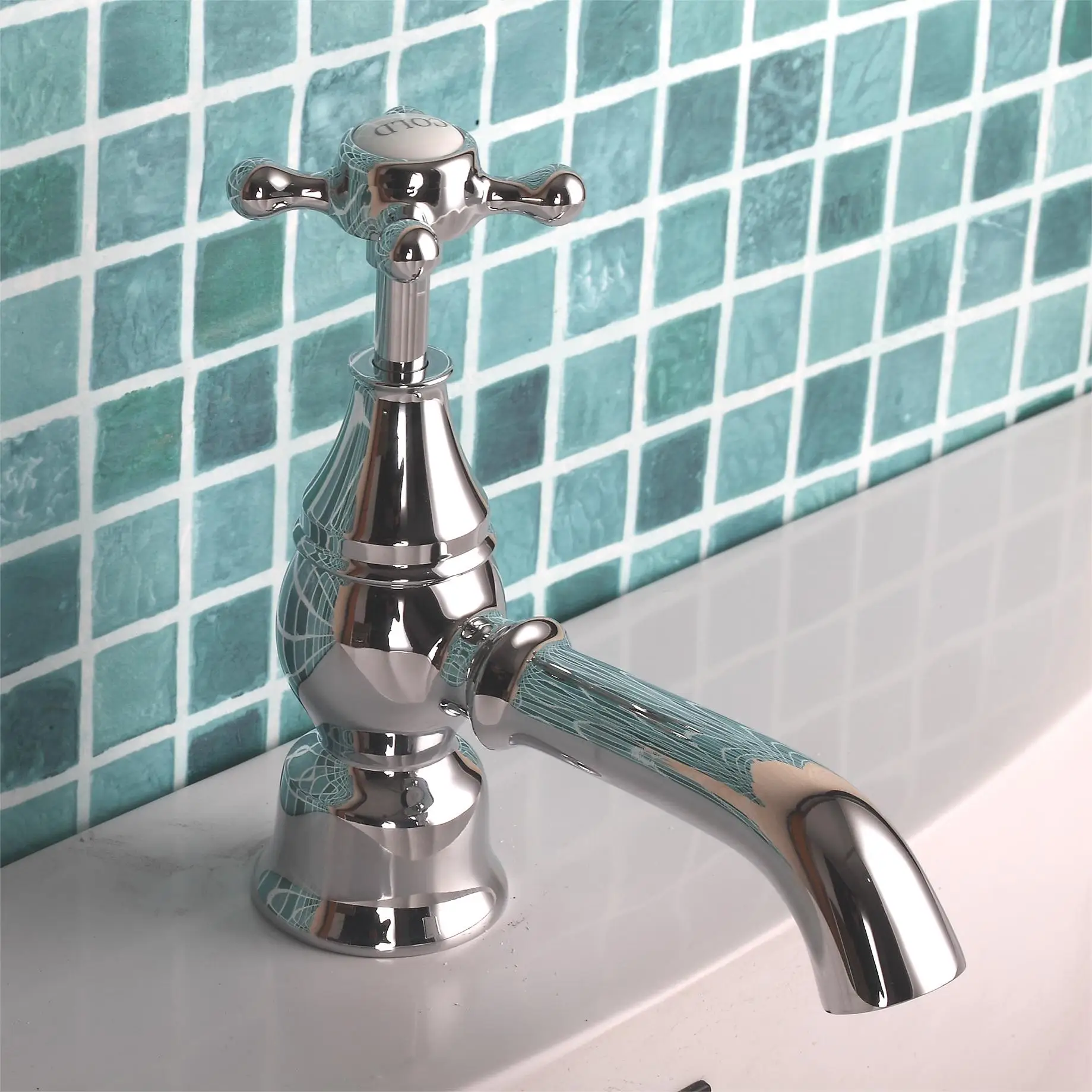 Luxury Brass Basin Pillar Taps - Chrome  manufacture
