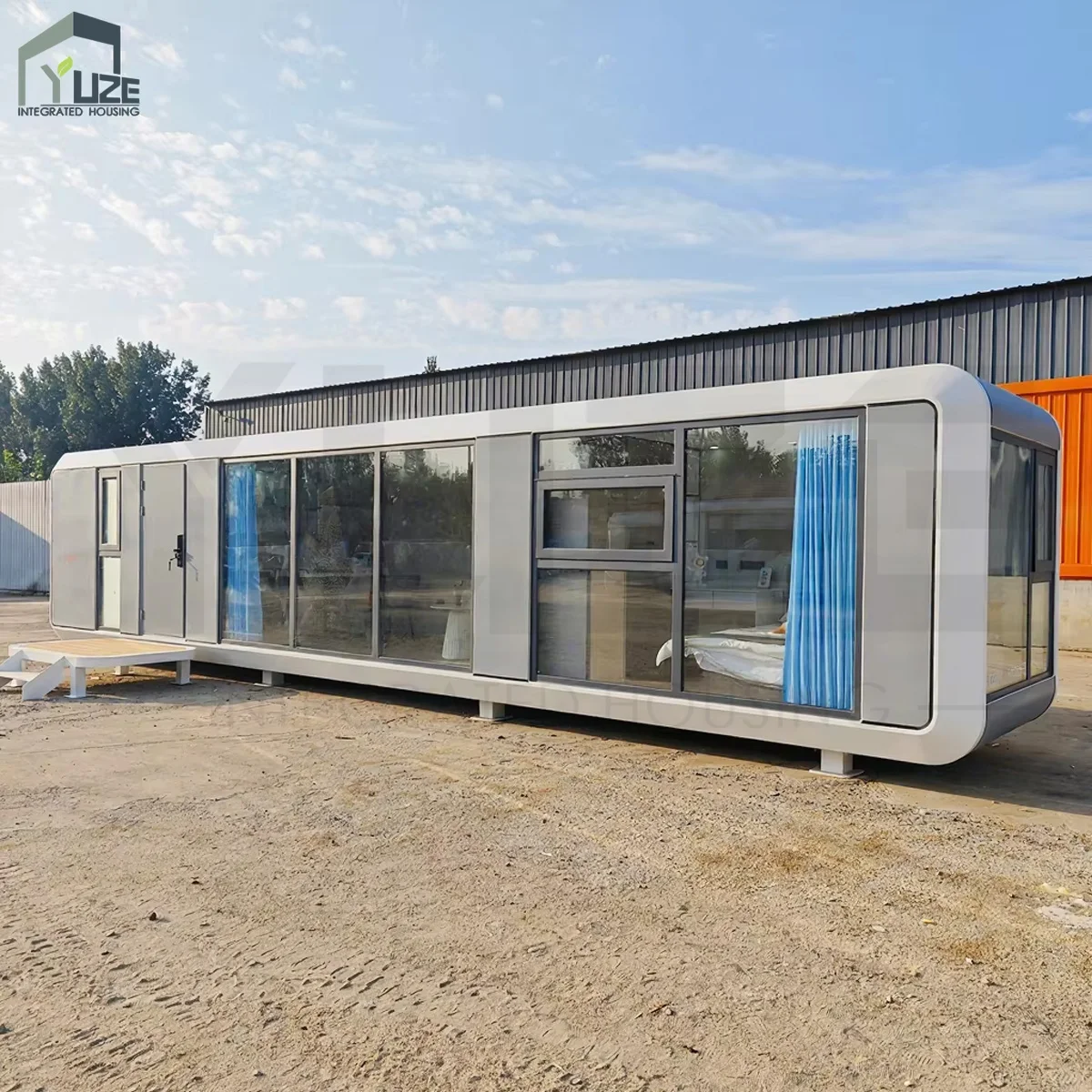Modern Design Prefabricated 40FT Eco Friendly Steel Structure Outdoor Camping Detachable Apple Cabin House for Parks
