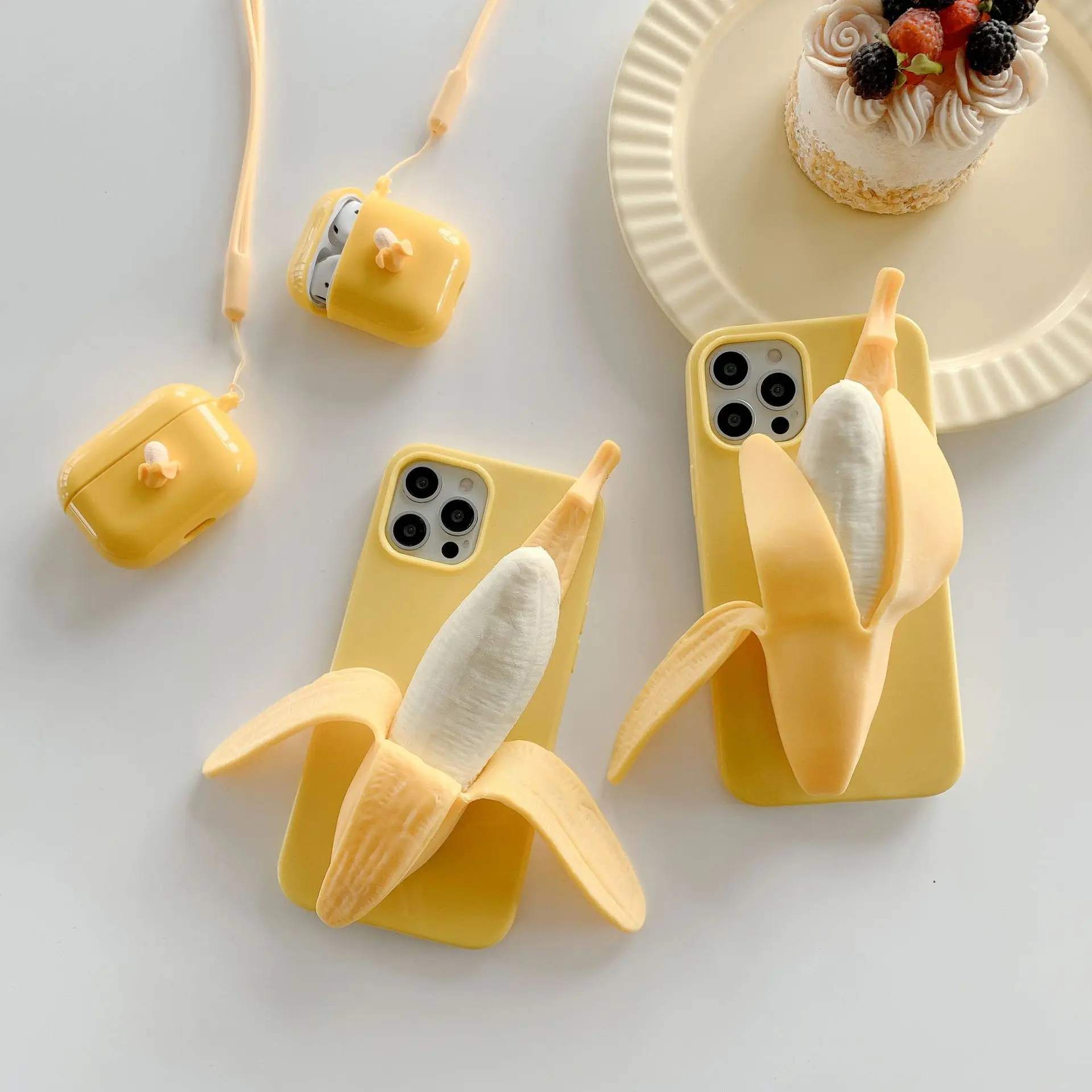 2022 Soft Designer stereo simulation decompression banana fruit phone case fidget tpu phone case
