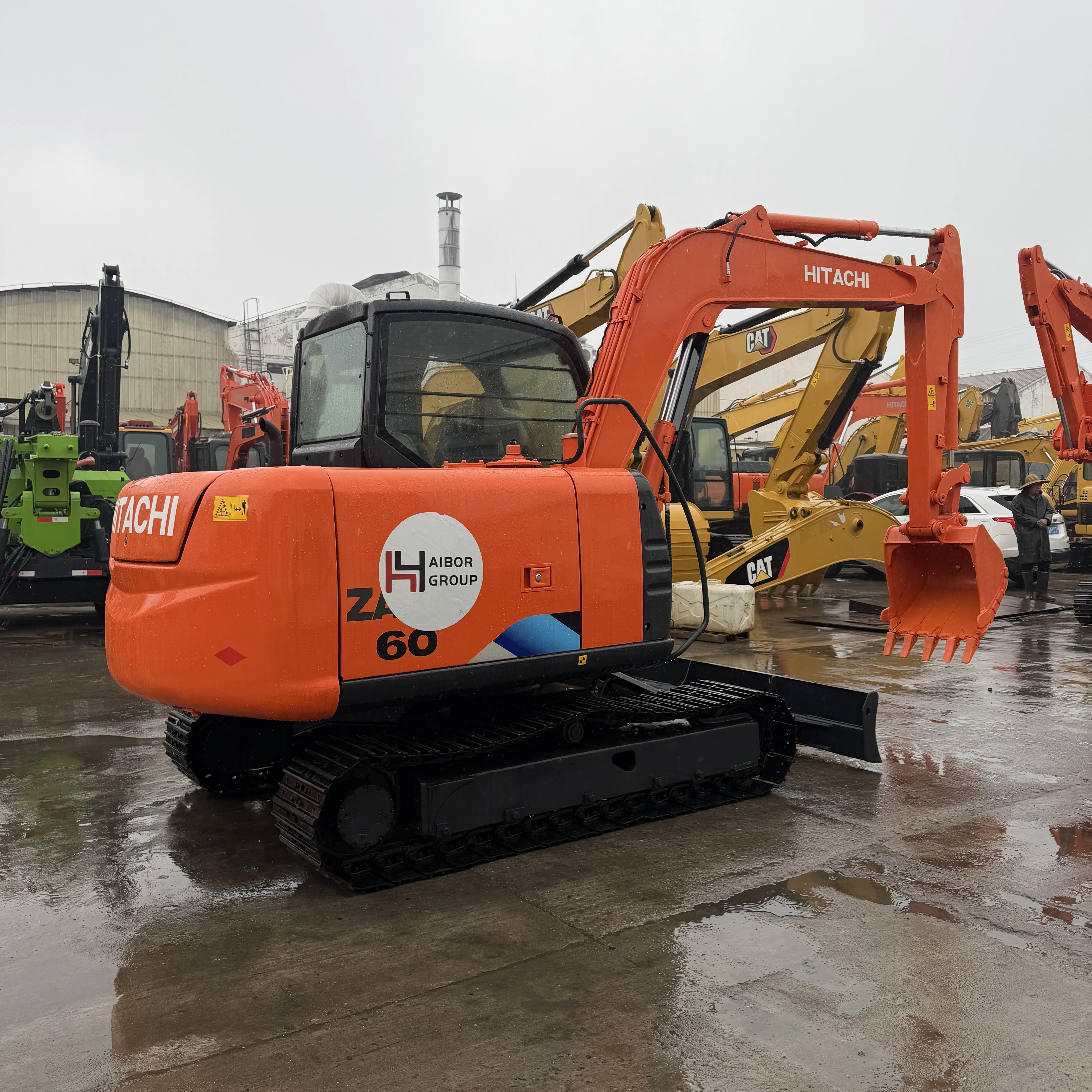 Japan HITACHI ZX60 Original Good Condition Small Excavator 6Ton