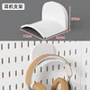Auriculares curvos, blancos