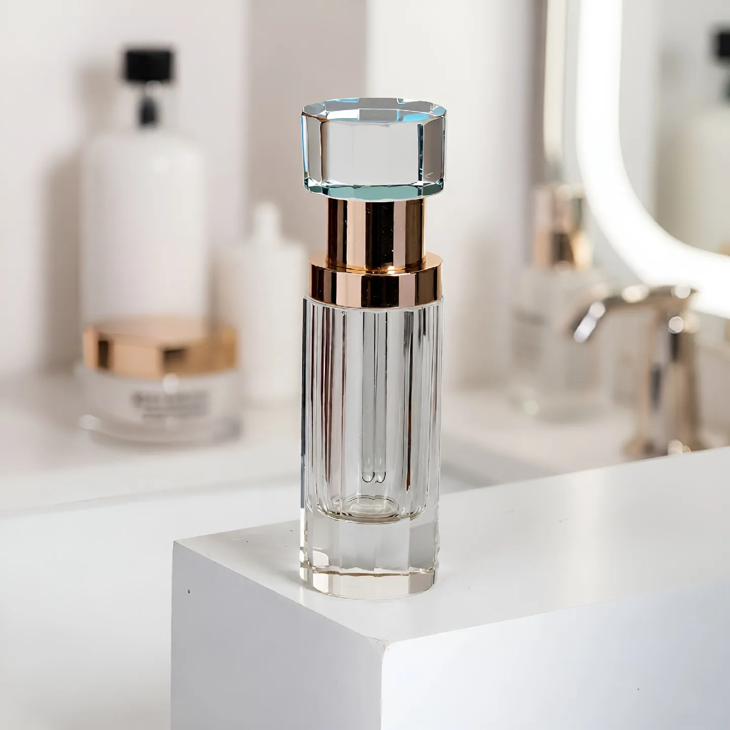 Small Bridge 6ml Essential Oil Glass Bottle Carved Engraved Perfume for Liquide Essential Oil Crystal Collection WDY-0451