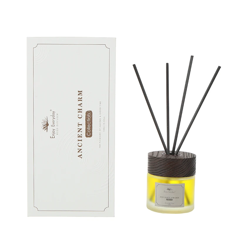 OEM Eco Friendly 100ml 200ml Reed Diffuser Luxury Glass Bottle Hotel Home Fragrance Gift Set Reed Diffuser