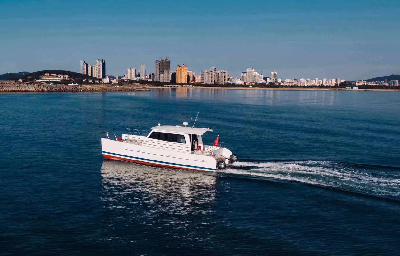 Offshore Fishing Boat With Bathroom Enclosed Cabin Aluminium Luxury 8