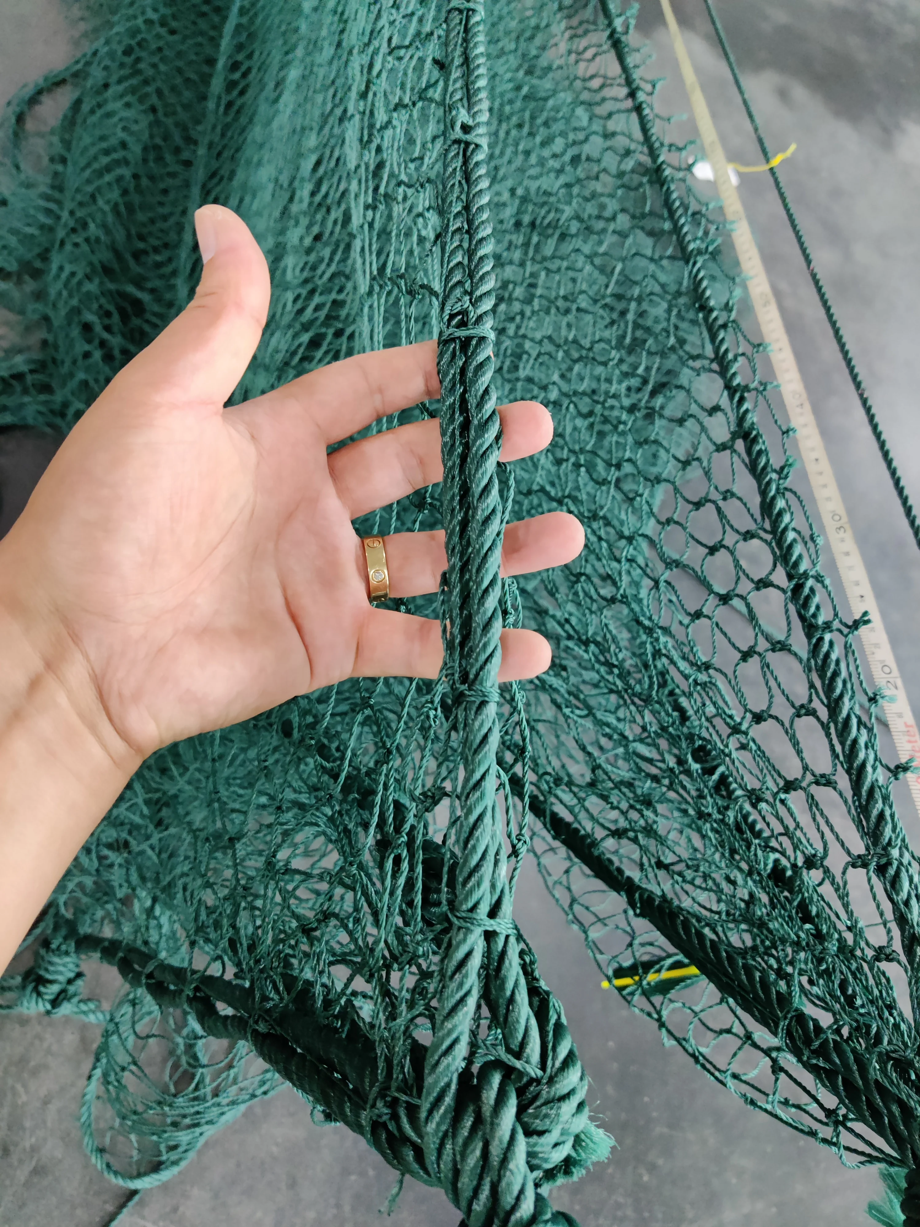 HDPE Plastic Fish Farming Tilapia Floating Net Circular Aquaculture Equipment Fishing Cage in the Sea