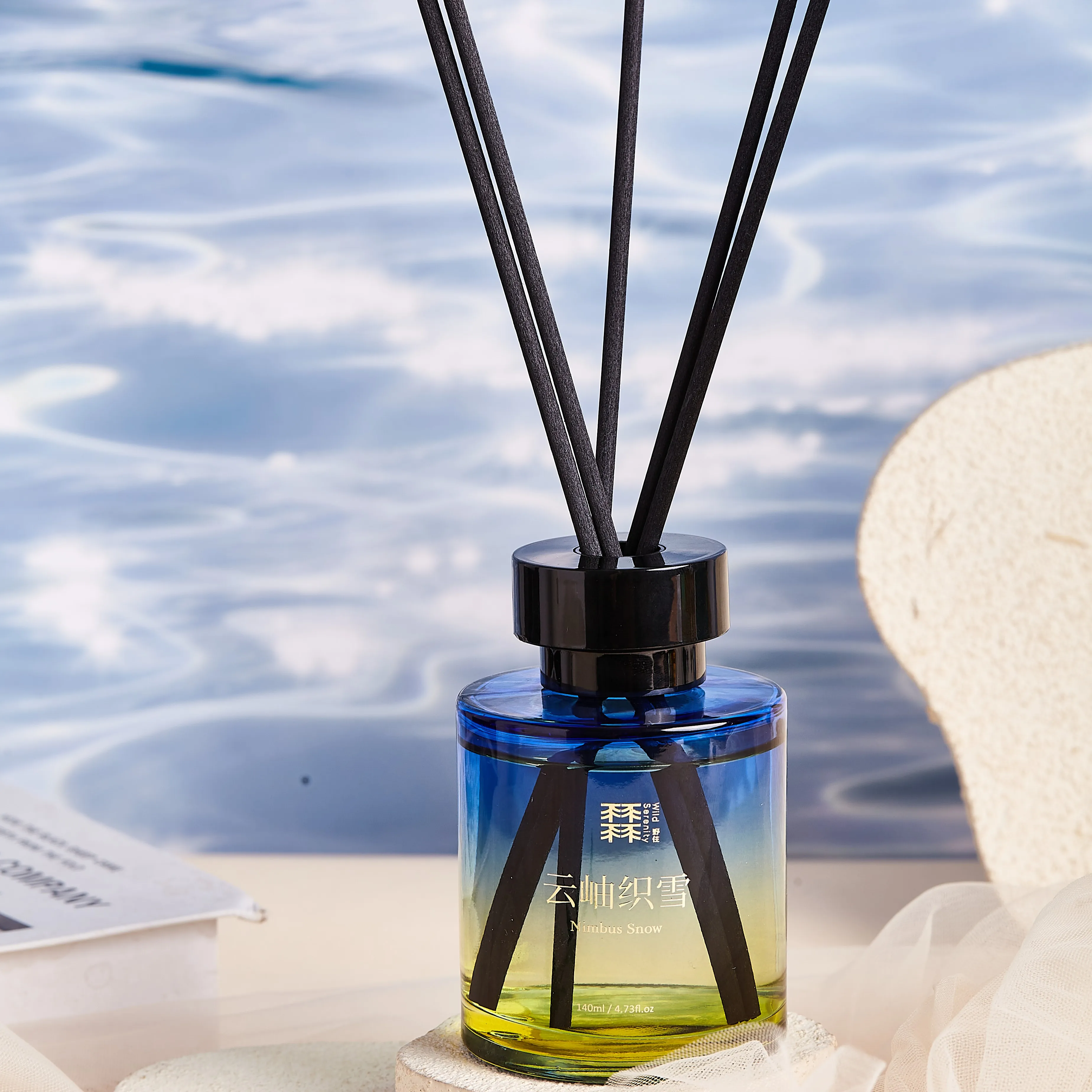 140ml Luxury Reed Diffuser Fresh Flower Essential Oil Home Aromatherapy Bedroom and Living Room Perfume Diffuser