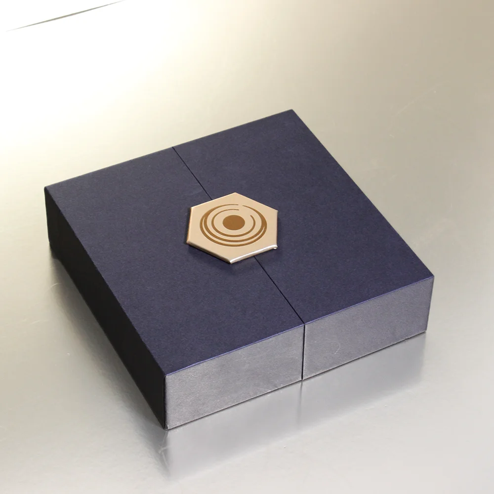 Logotipo Personalizado Alta Qualidade Cartão de Visita Caixa de Joias Presente Porta Dupla Forro de Veludo Fechamento Magnético Dourado Materiais Reciclados