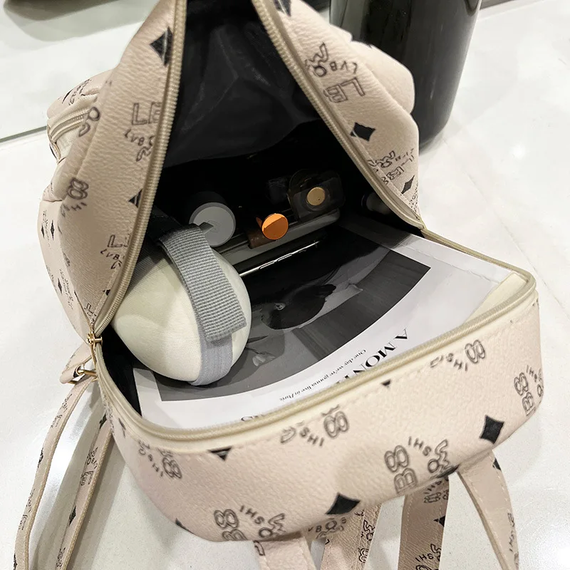 Preppy Girls PU Leather Backpack with Lychee Patterns Lightweight