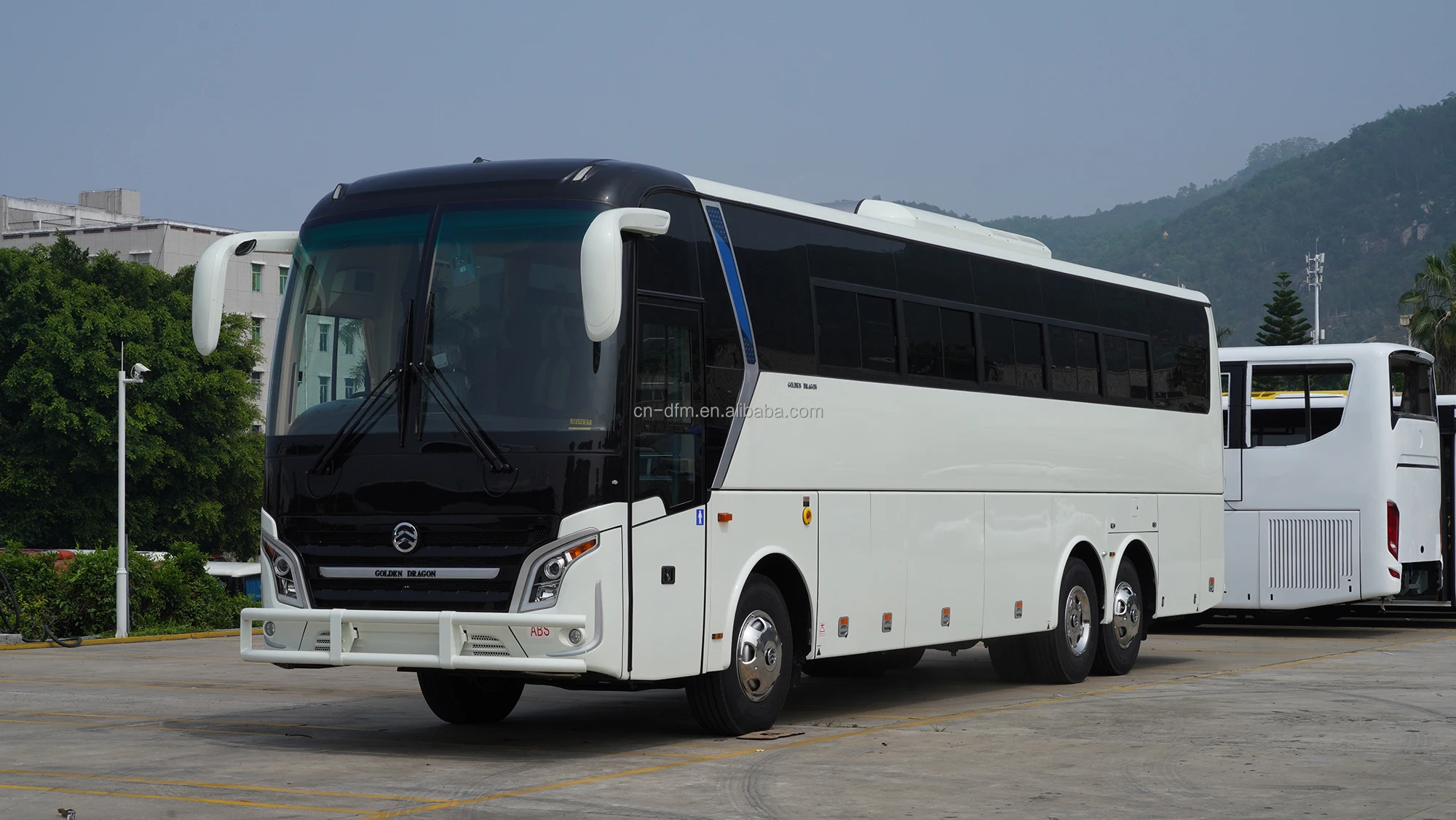 Shop Our China Famous Brand Refurbished Luxury Buses