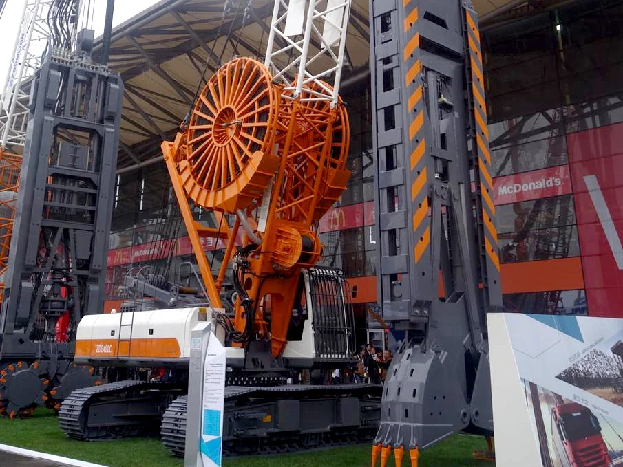 120tons Underground Trench Cutter Machine Diaphragm Wall Hydraulic Grab XG600D
